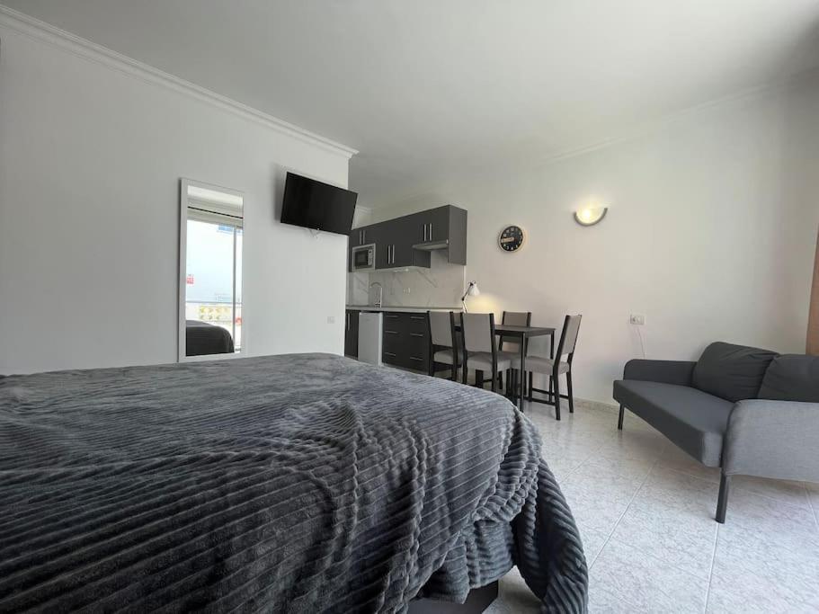 Estudio En Puerto De La Cruz Екстериор снимка