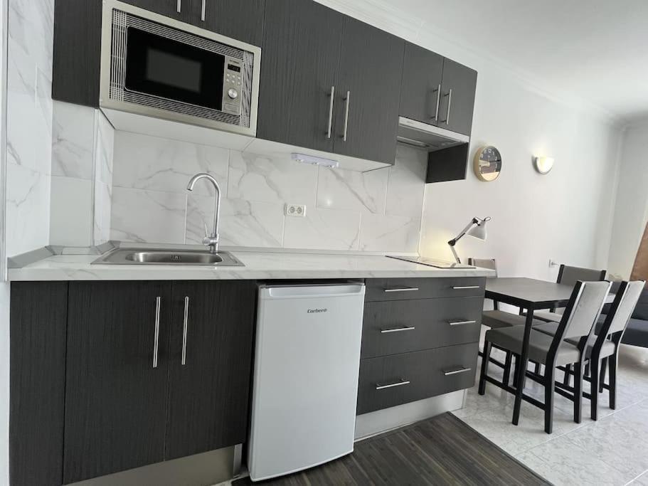 Estudio En Puerto De La Cruz Екстериор снимка
